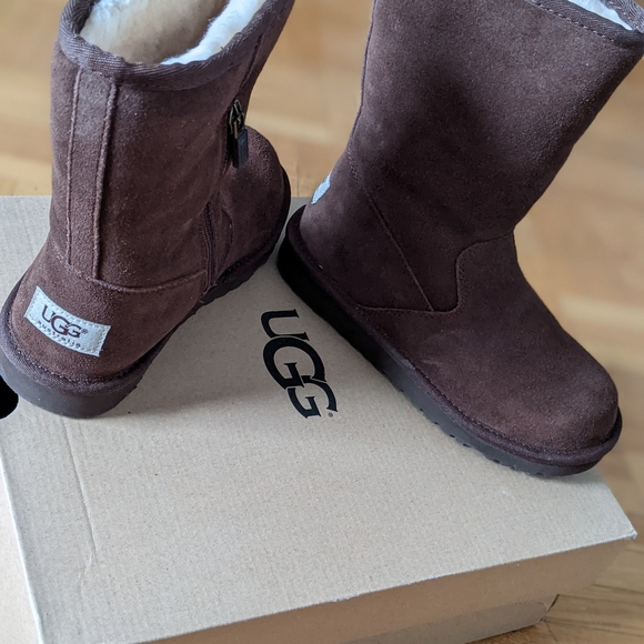 UGG Lil Sunshine Boots - Chocolate, Size 1 - Picture 4 of 6